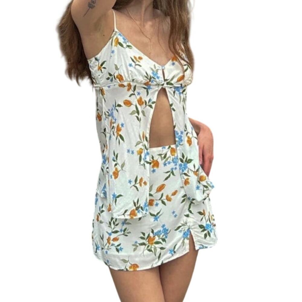 Le Lis Floral Two Piece Set Open Front Tank Top XS Mini Skirt S White Multicolor